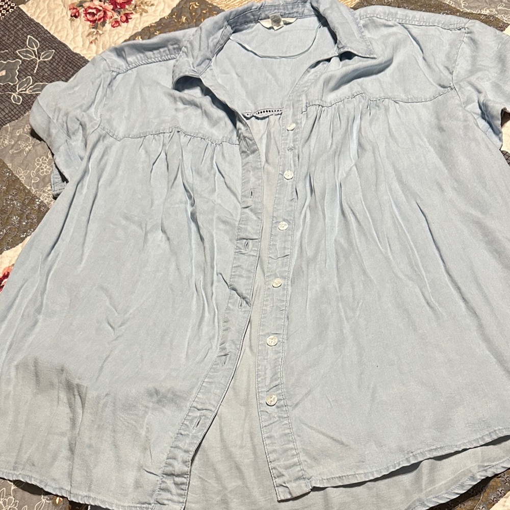 Terra & Sky Light Blue Button-Down Shirt